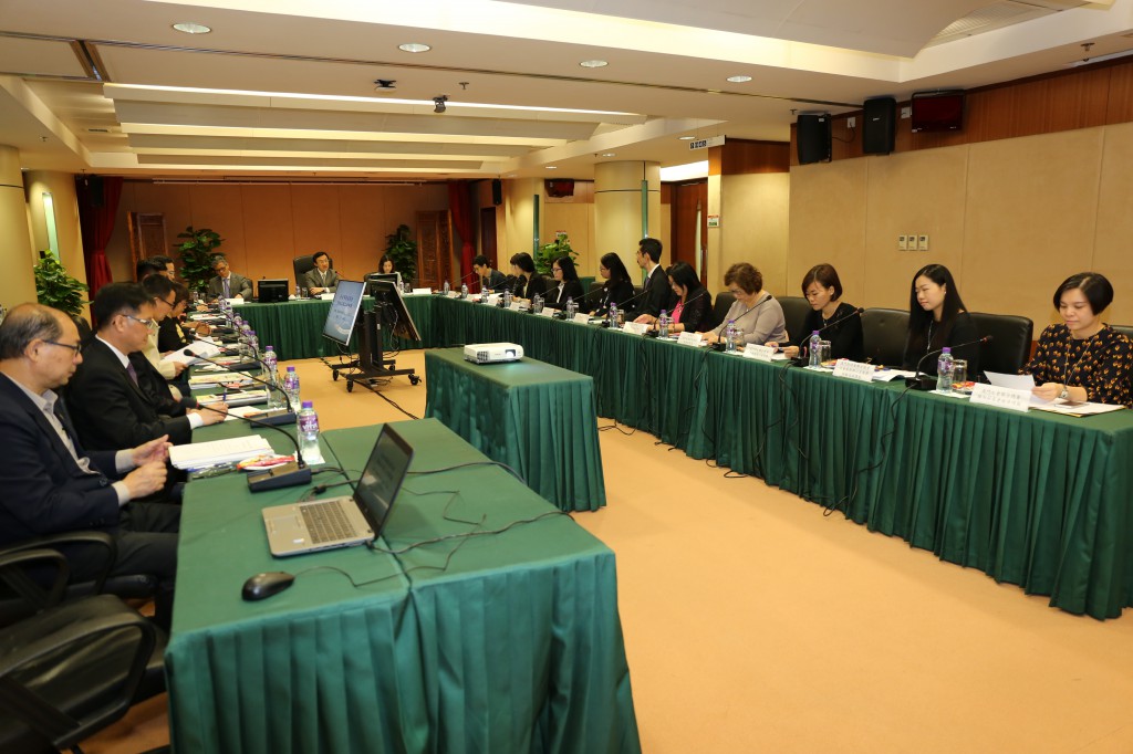 圖：新任委員及部門代表出席會議
